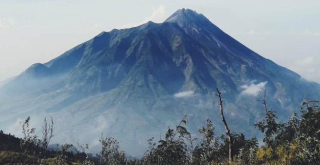 Wisata Pegunungan di Indonesia yang Wajib di Jejaki Pendaki
